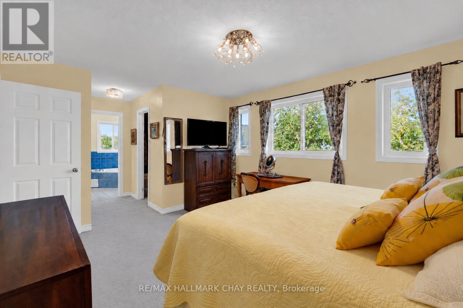 6 Whispering Pine Place, Barrie photo 22
