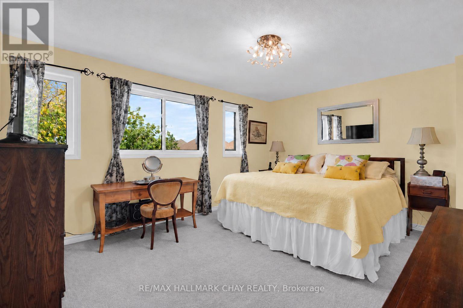 6 Whispering Pine Place, Barrie photo 20
