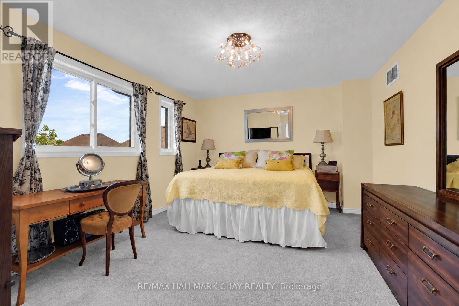6 Whispering Pine Place, Barrie photo 21