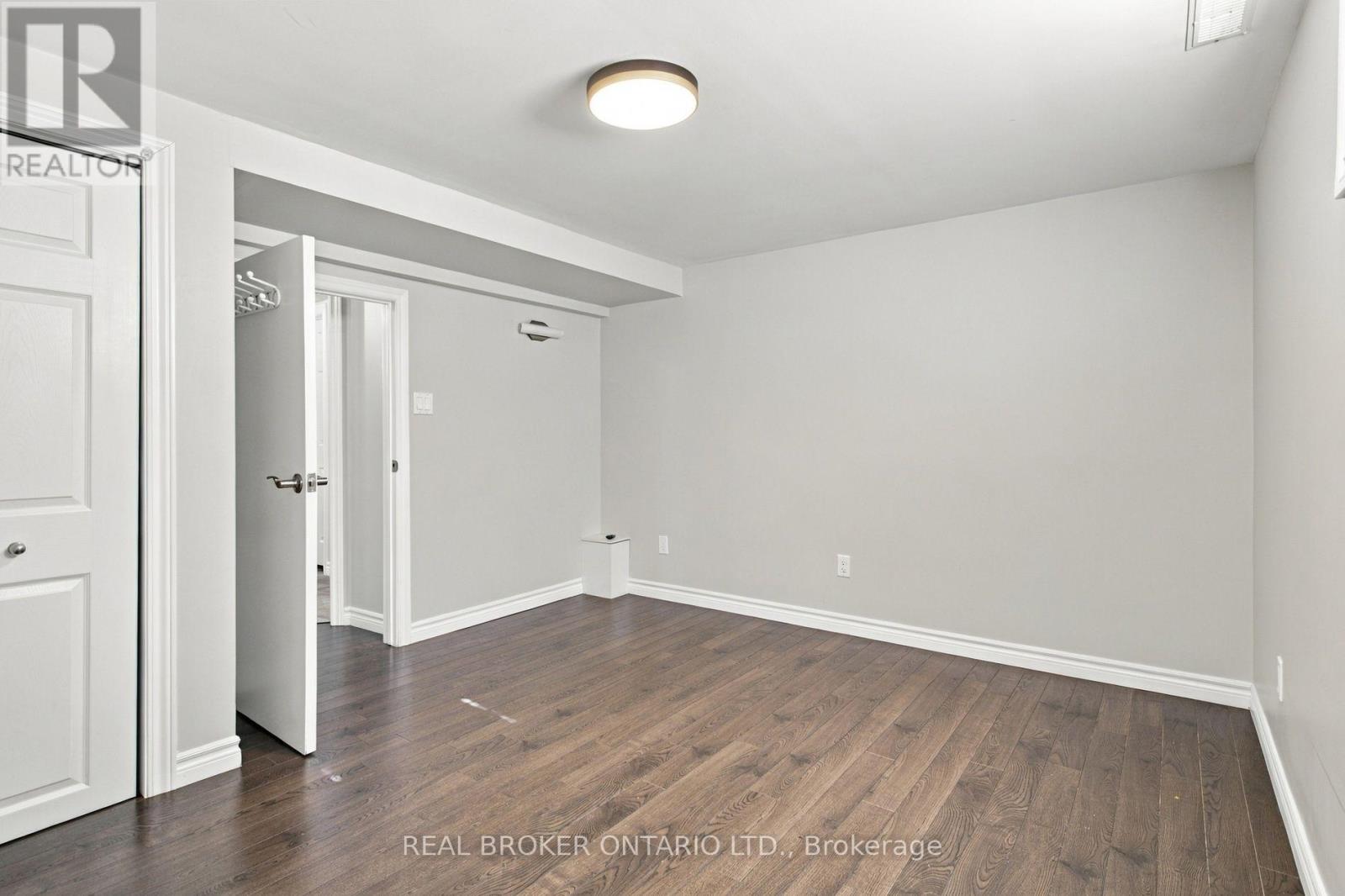 52 Dudhope Avenue, Cambridge, ON photo 33
