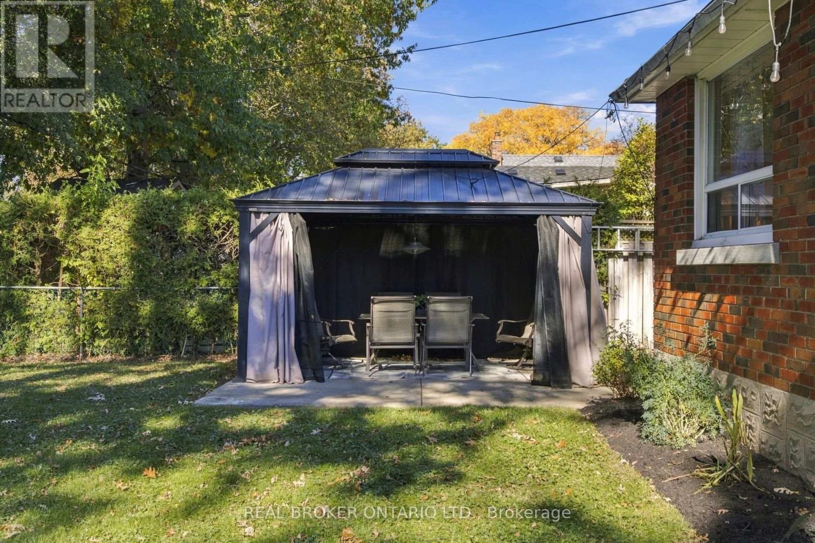 52 Dudhope Avenue, Cambridge, ON photo 40