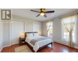 132 St.Thomas Line thumbnail 13
