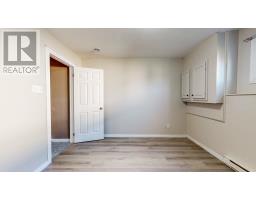 132 St.Thomas Line thumbnail 19