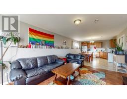132 St.Thomas Line thumbnail 21