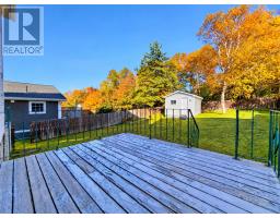 22 Emerald Avenue thumbnail 15