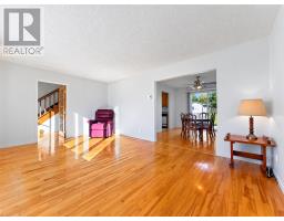 22 Emerald Avenue thumbnail 25