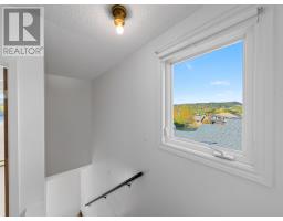 22 Emerald Avenue thumbnail 27