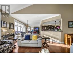 121 Summit Drive thumbnail 10