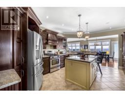 121 Summit Drive thumbnail 13