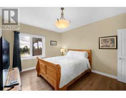 121 Summit Drive thumbnail 35
