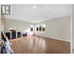 121 Summit Drive thumbnail 36