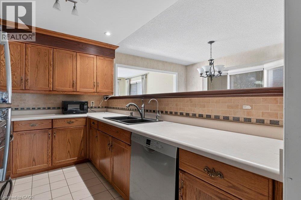 #29 141 WELLAND VALE Road - 11