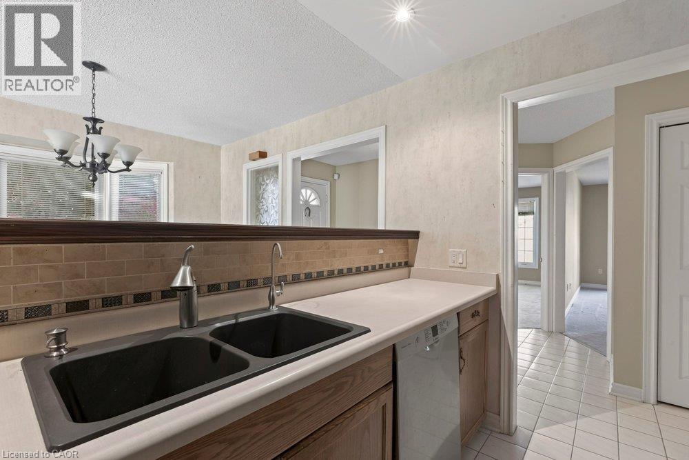 #29 141 WELLAND VALE Road - 13
