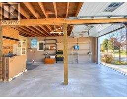 527 16th Street S, Cranbrook, BC V1C5V4 Photo 42