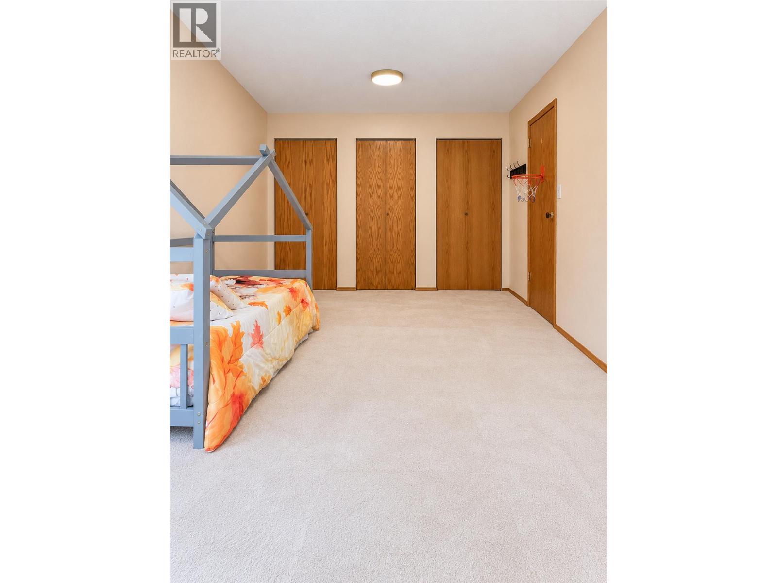 527 16TH Street S - 22