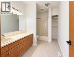 527 16th Street S, Cranbrook, BC V1C5V4 Photo 24