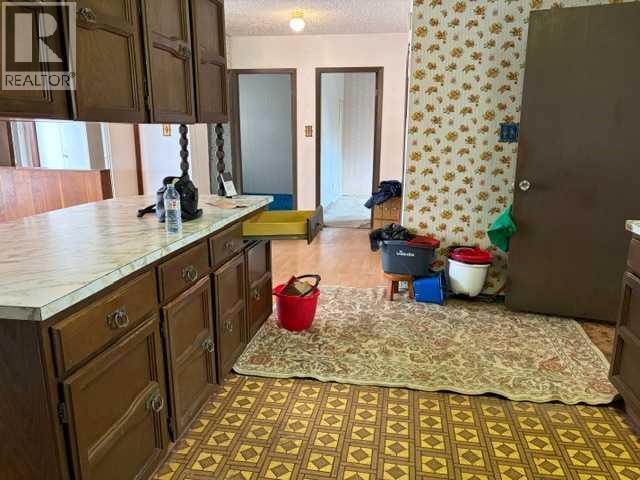 Photo 12 of 21