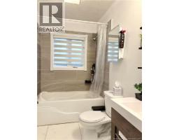 Bath (# pieces 1-6) - 16 4 Ième Avenue, Clair, NB E7A2B3 Photo 6