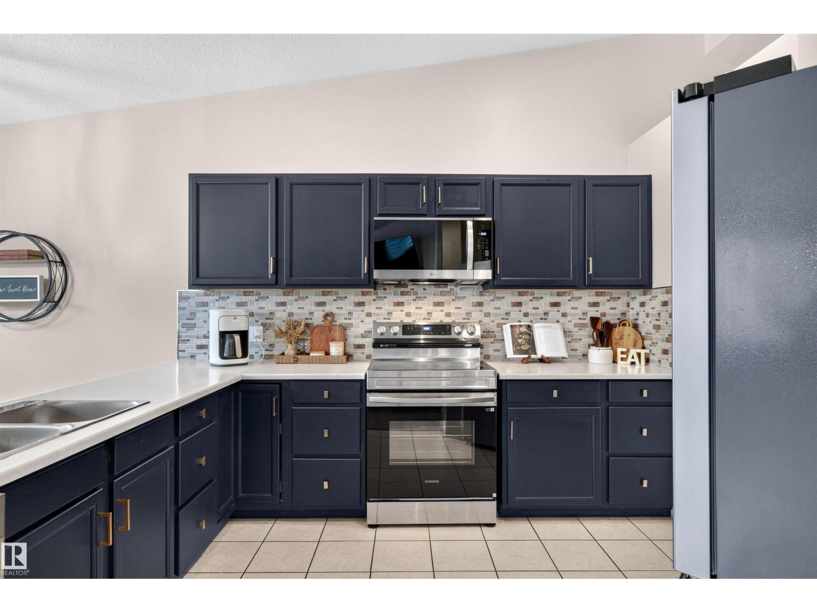 9406 83 Avenue, photo 10