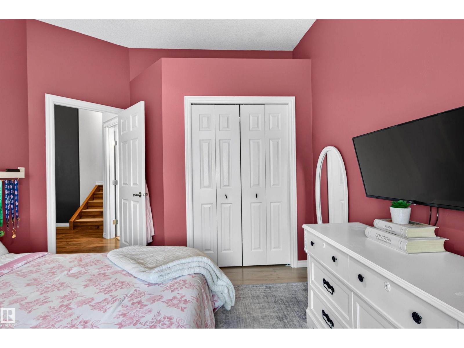 9406 83 Avenue, photo 20