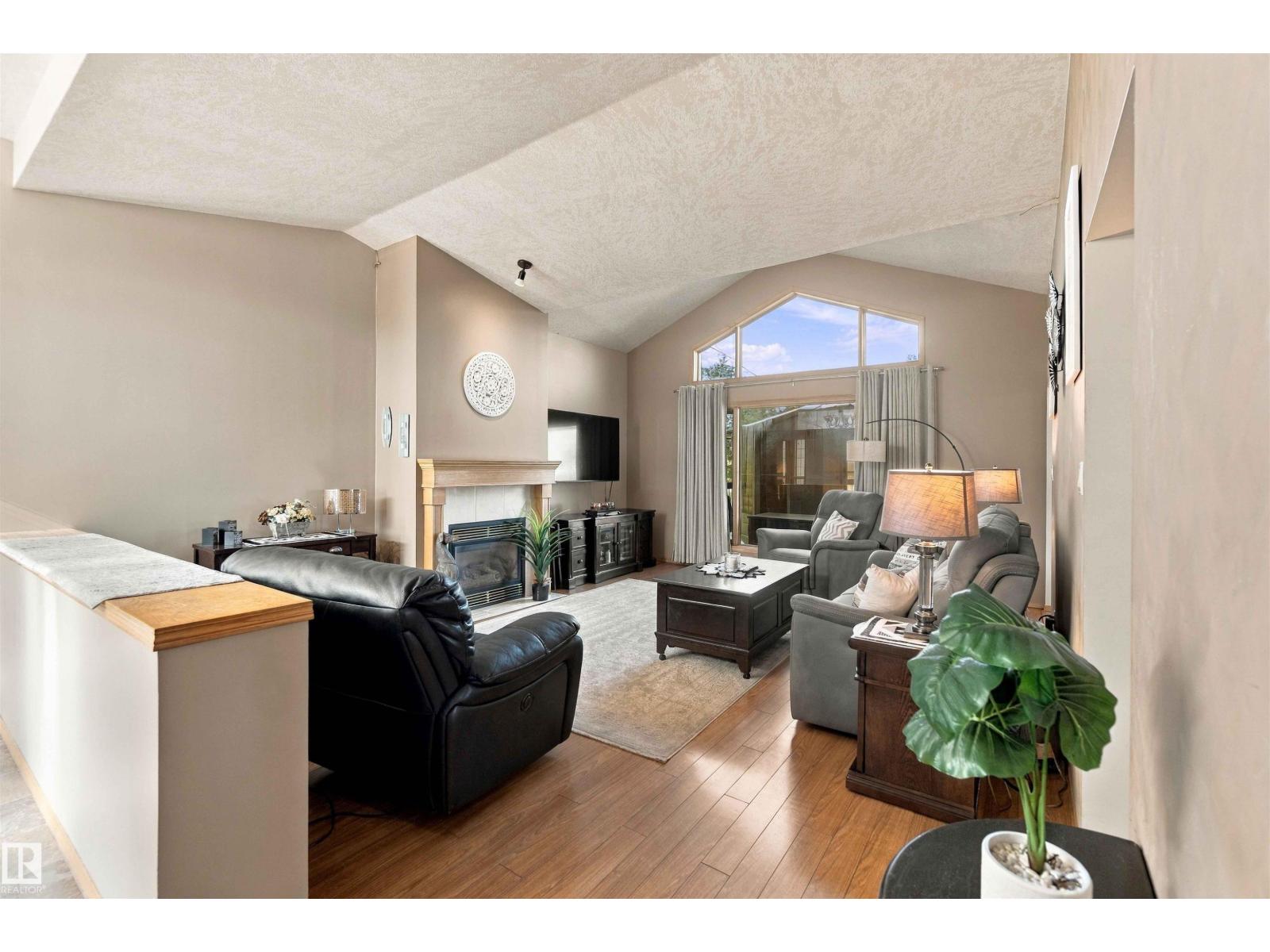 Property photograph 6 for MLS E4511294