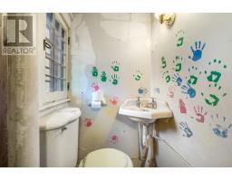 35 Topsail Road thumbnail 37