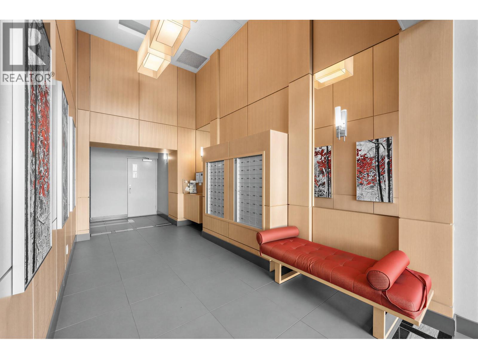 Photo of 865 2080 W BROADWAY 35
