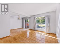 Foyer - 154 Presland Road, Ottawa, ON K1K4J7 Photo 9
