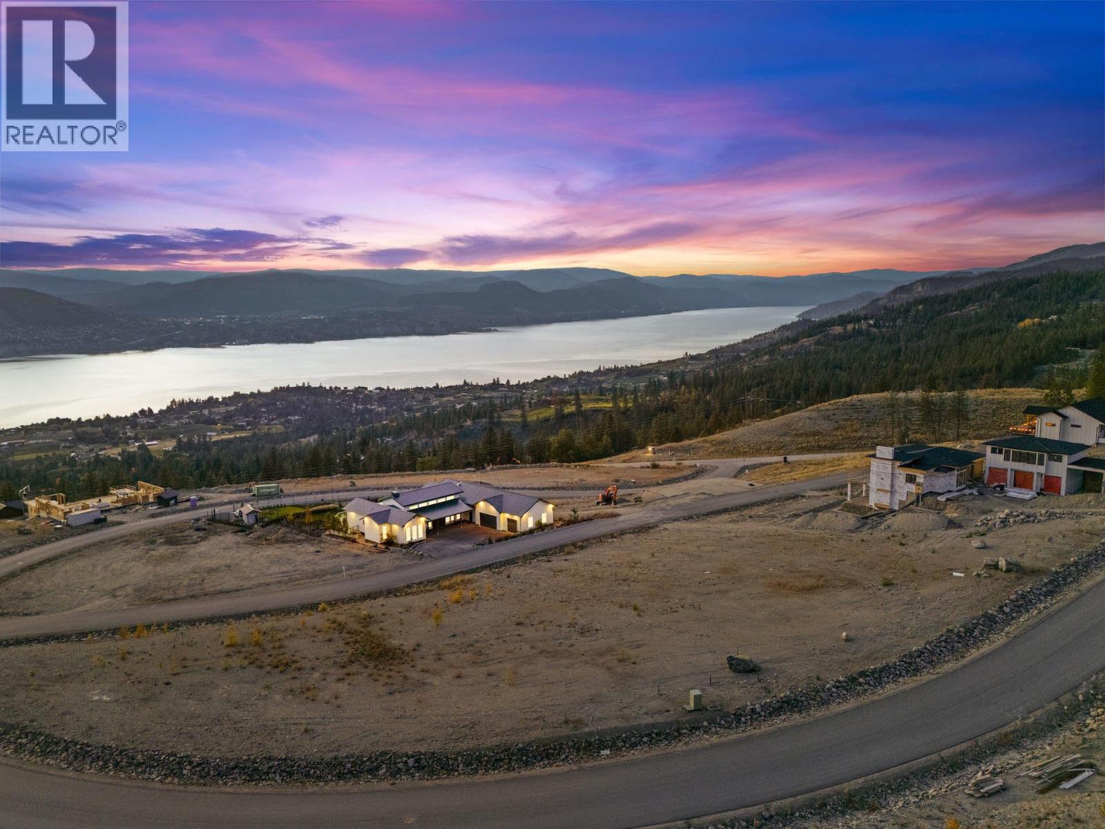  215 Benchlands Drive, Naramata