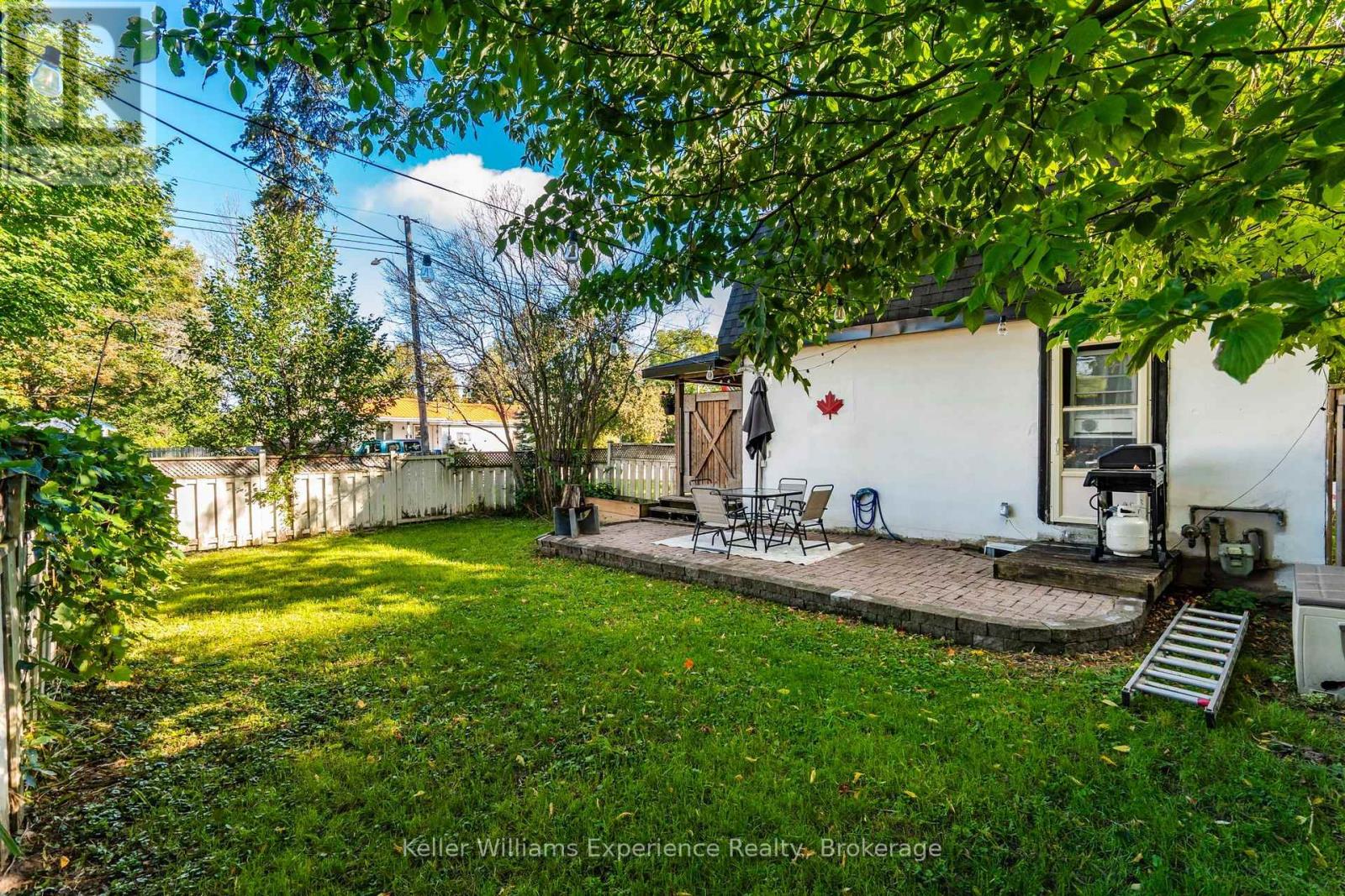 229 Donalda Street, Midland photo 20
