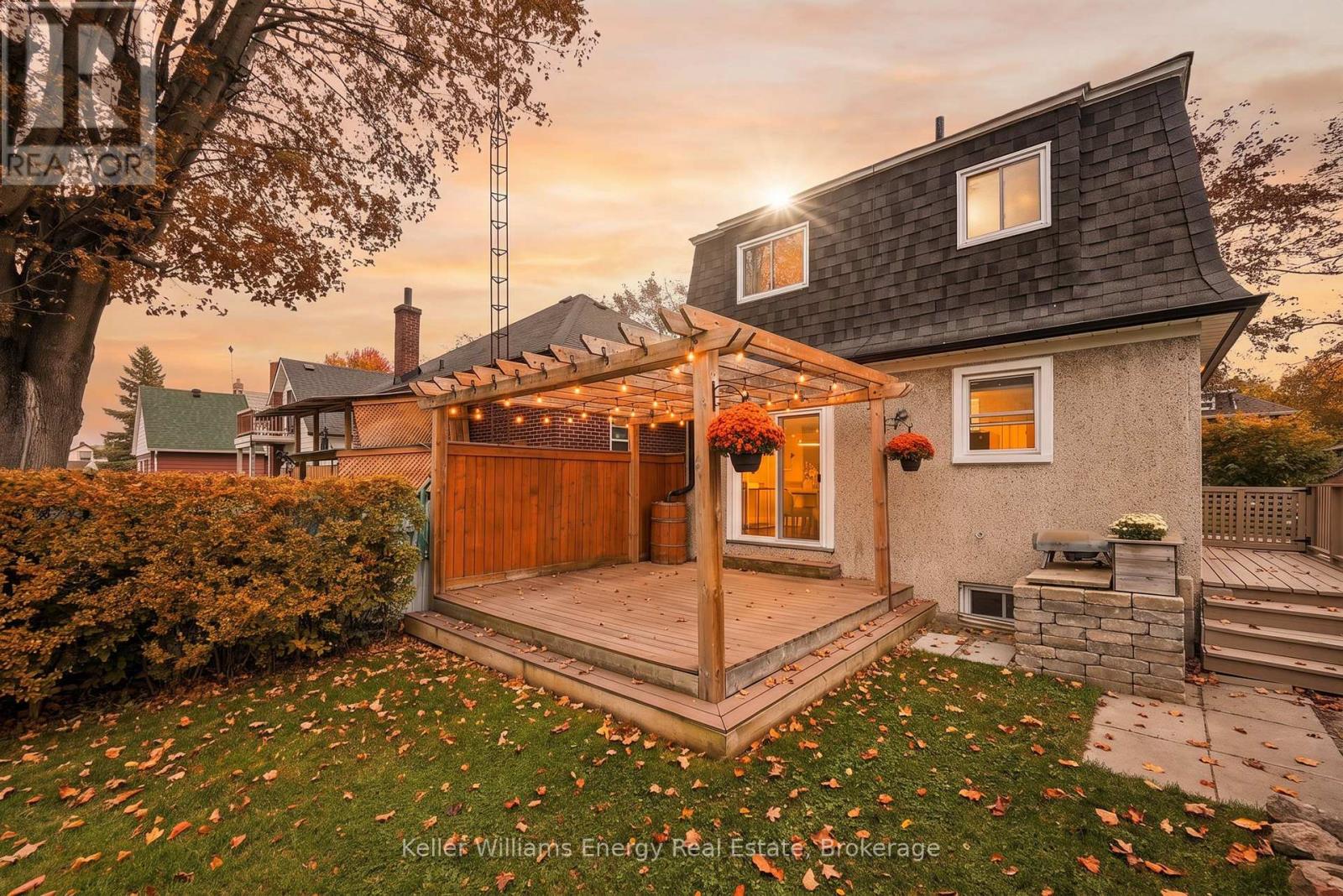 286 Gliddon Avenue, Oshawa, ON photo 37