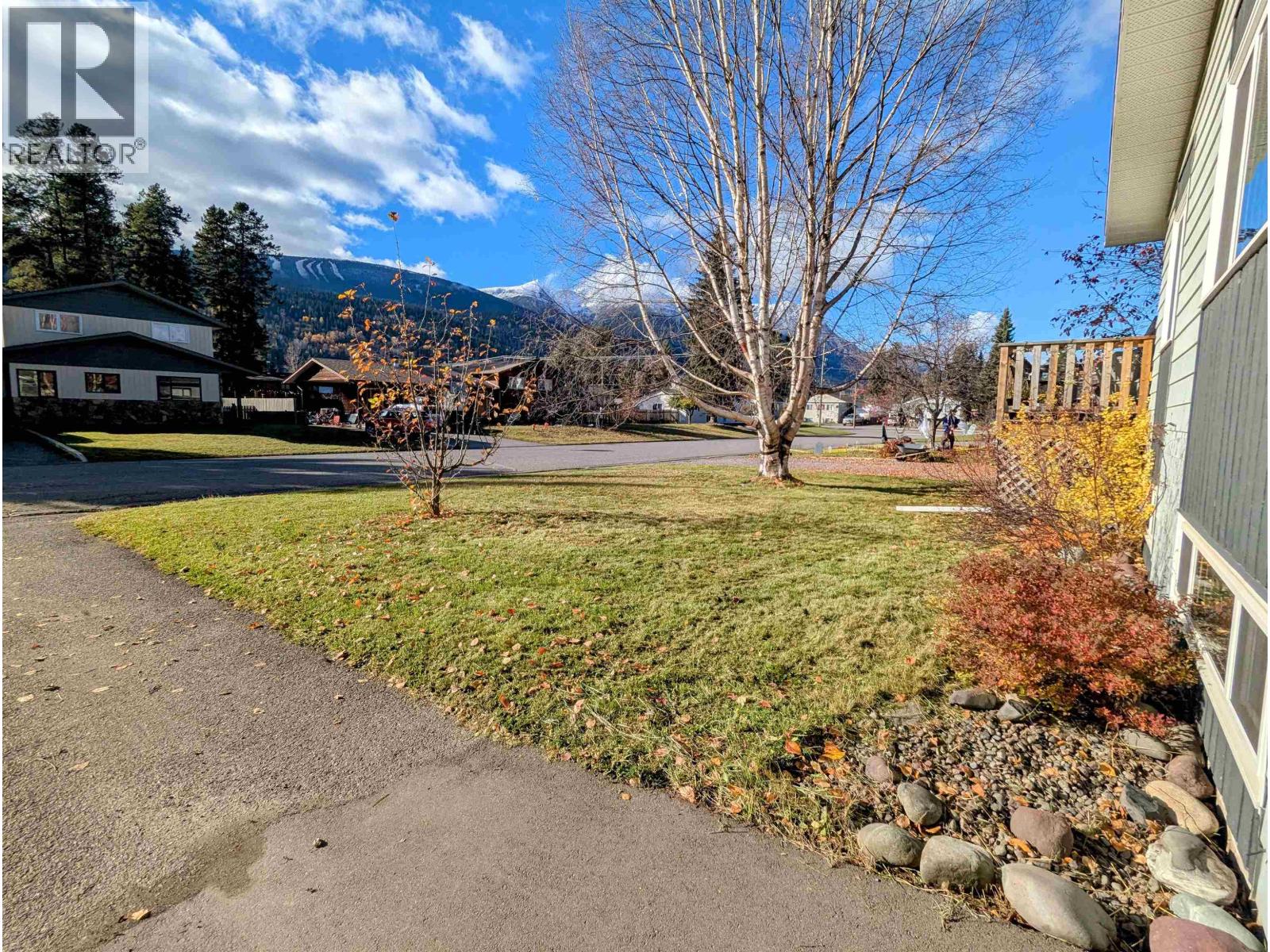 4256 BROADWAY Avenue, Smithers