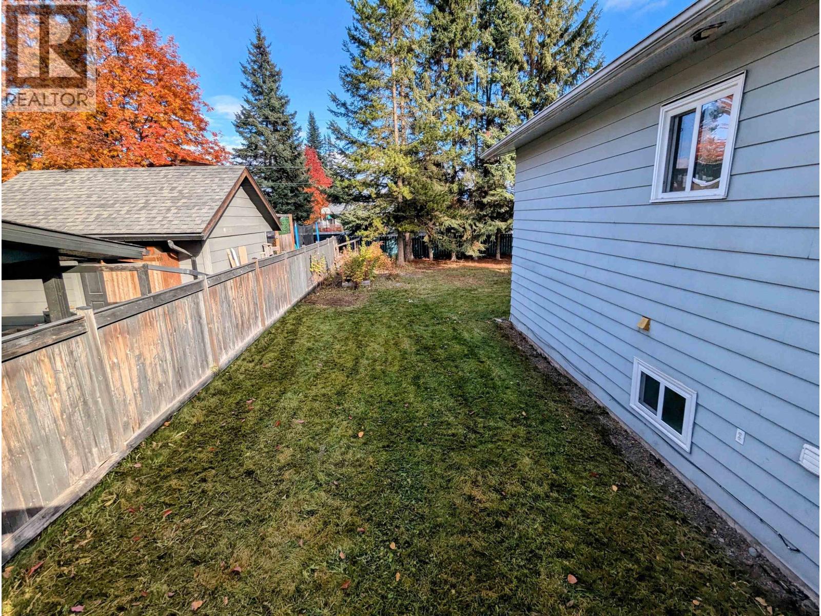 4256 BROADWAY AVENUE - 39