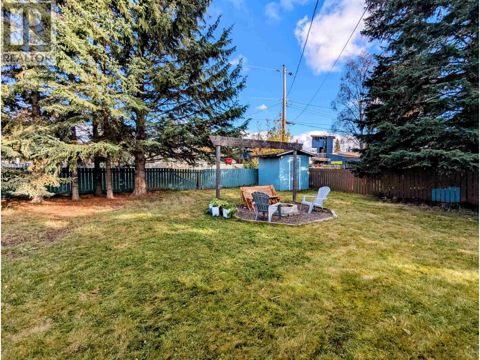 4256 BROADWAY Avenue, Smithers