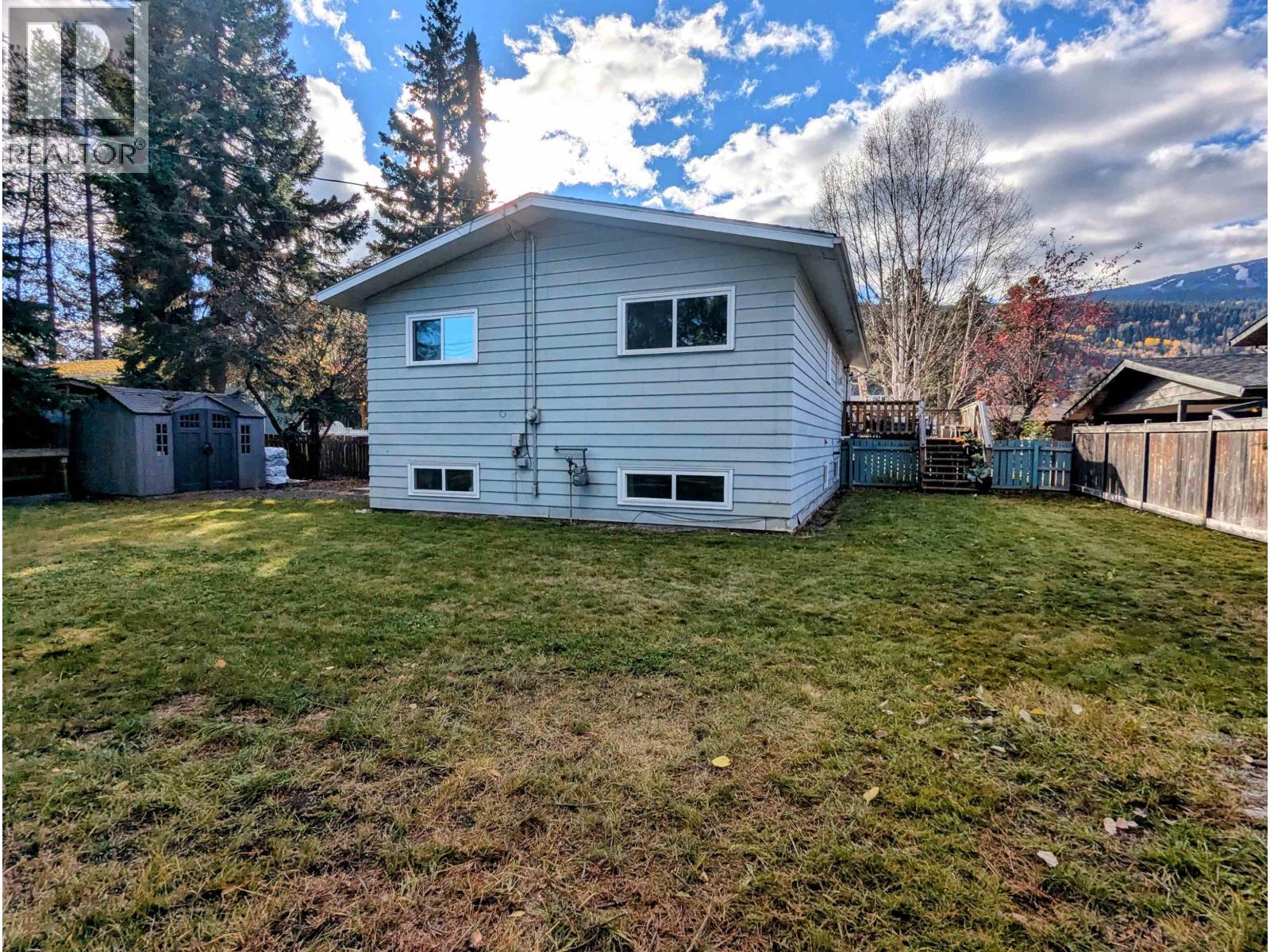 4256 BROADWAY Avenue, Smithers