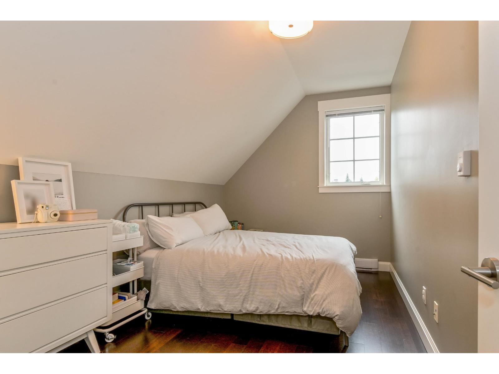 Photo of 23667 36A AVENUE 35