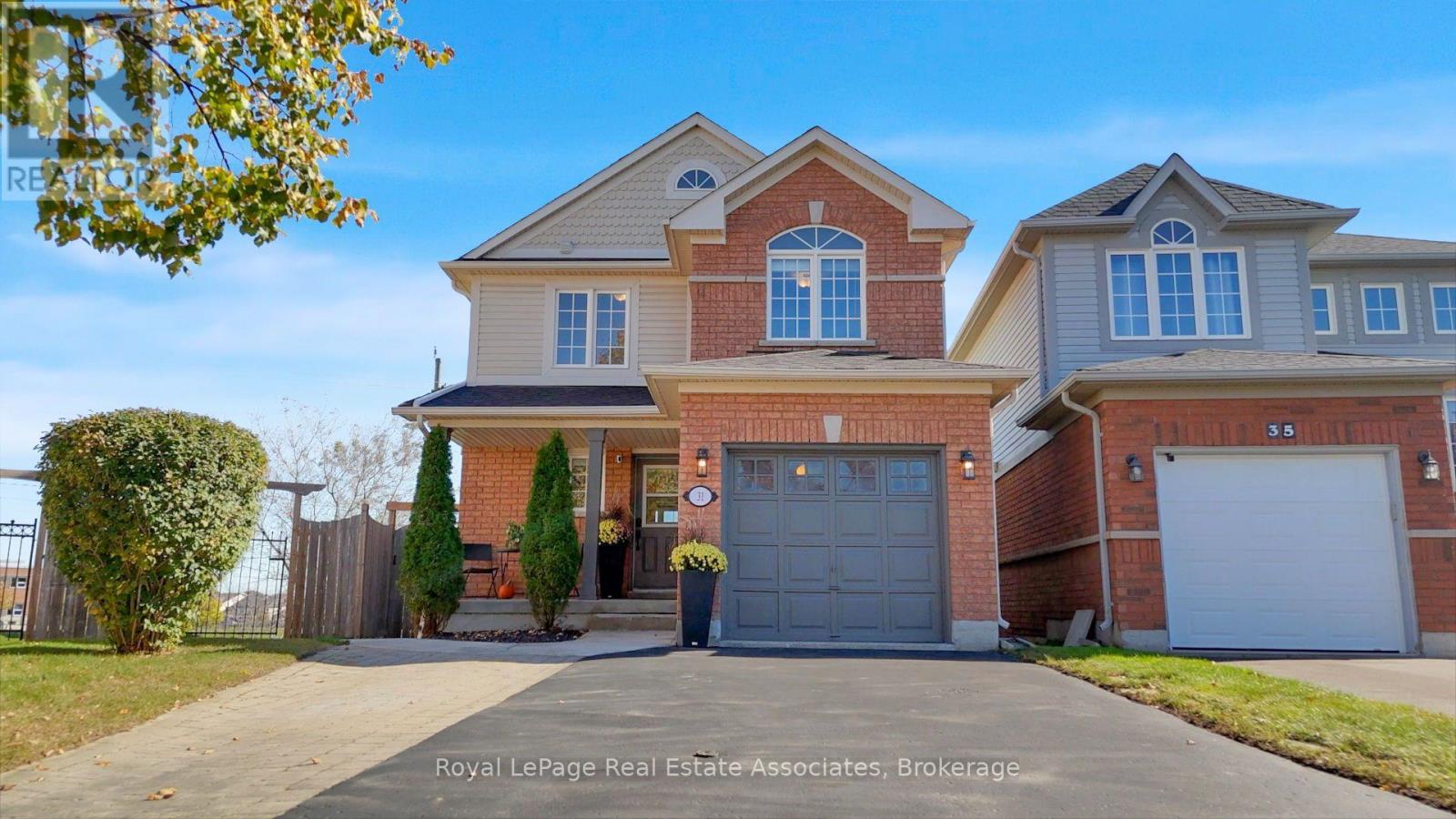 31 Crockett Place, Clarington, ON