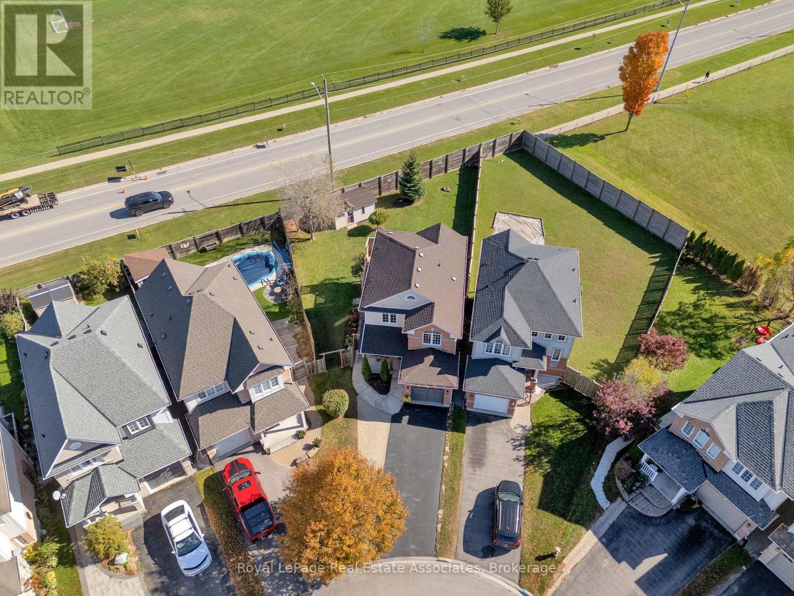 31 Crockett Place, Clarington, ON photo 3