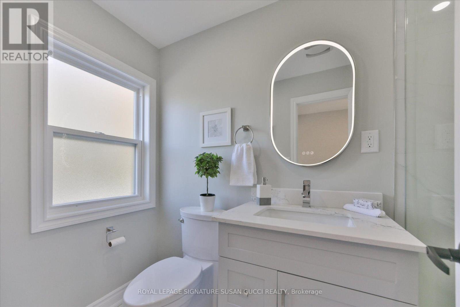 22 Holland Avenue, Toronto, ON photo 22