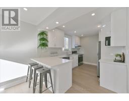 22 Holland Avenue, Toronto, ON M4B2C5 Photo 11