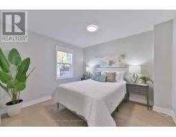 22 Holland Avenue, Toronto, ON M4B2C5 Photo 15