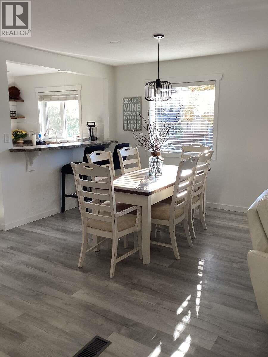 453 Alexander Avenue, Penticton