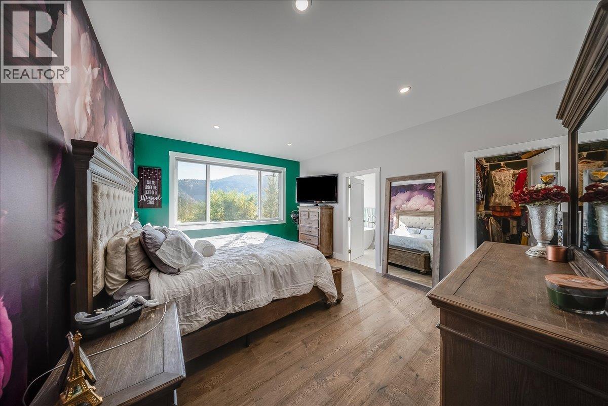 2440 McBride Street - 20