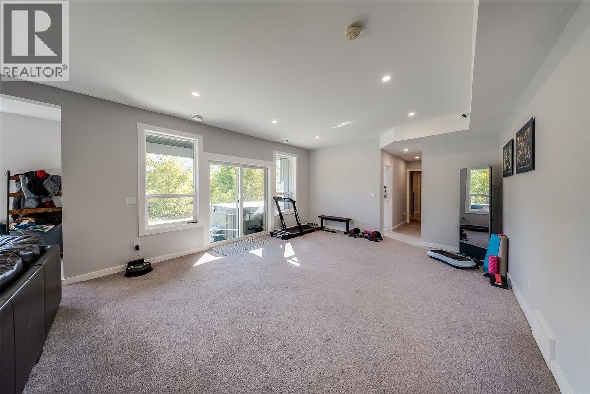 2440 McBride Street - 39