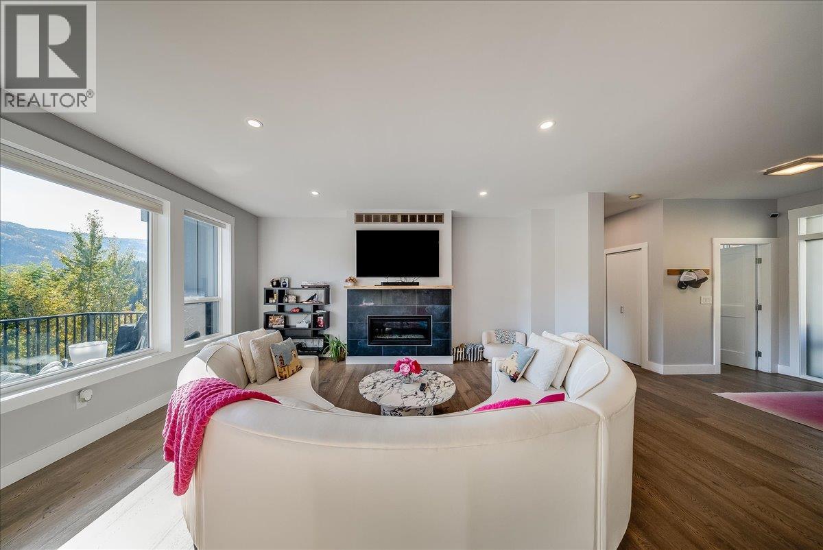 2440 McBride Street - 17