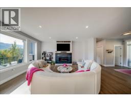 2440 Mcbride Street, Trail, BC V1R3A6 Photo 17