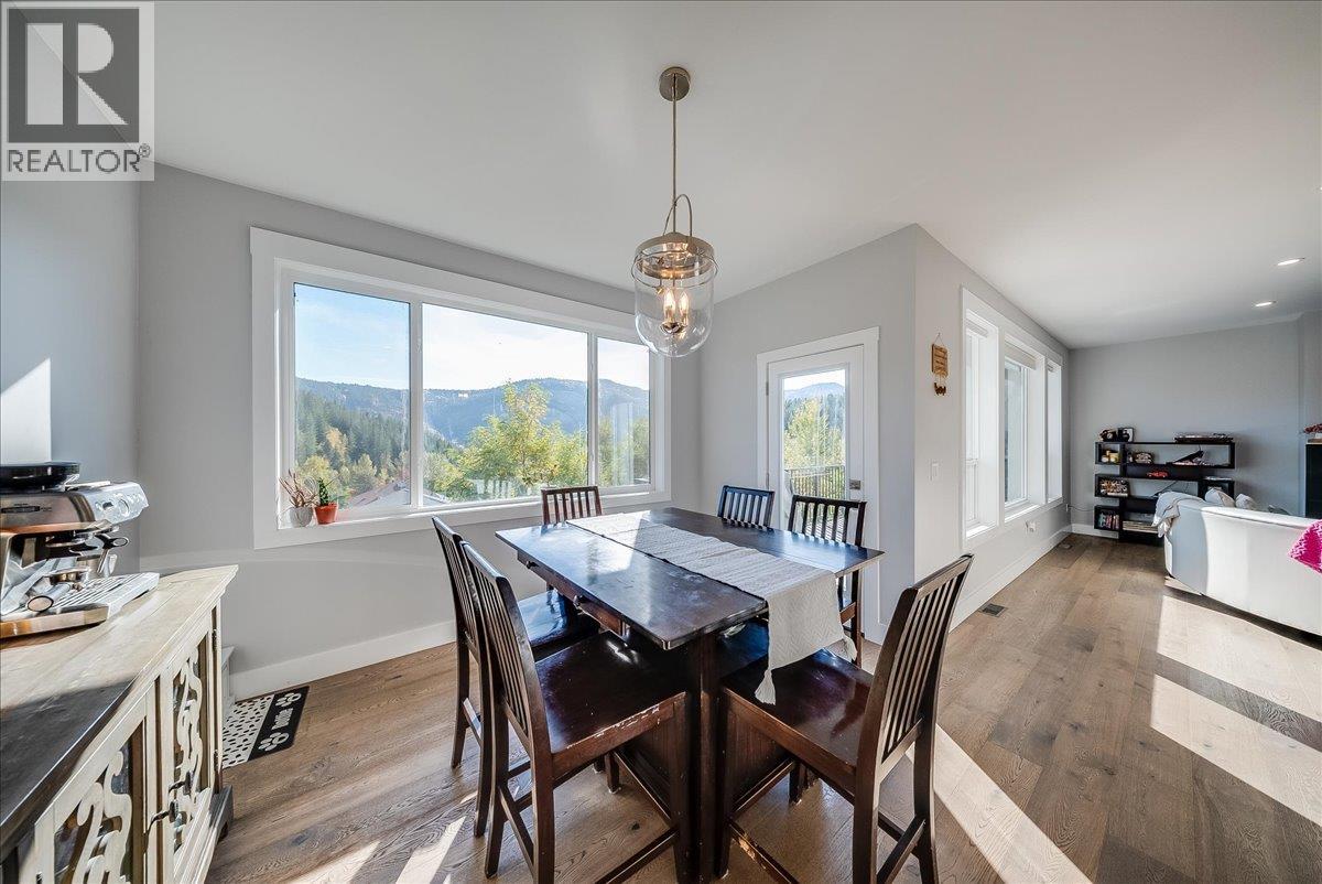 2440 McBride Street - 13
