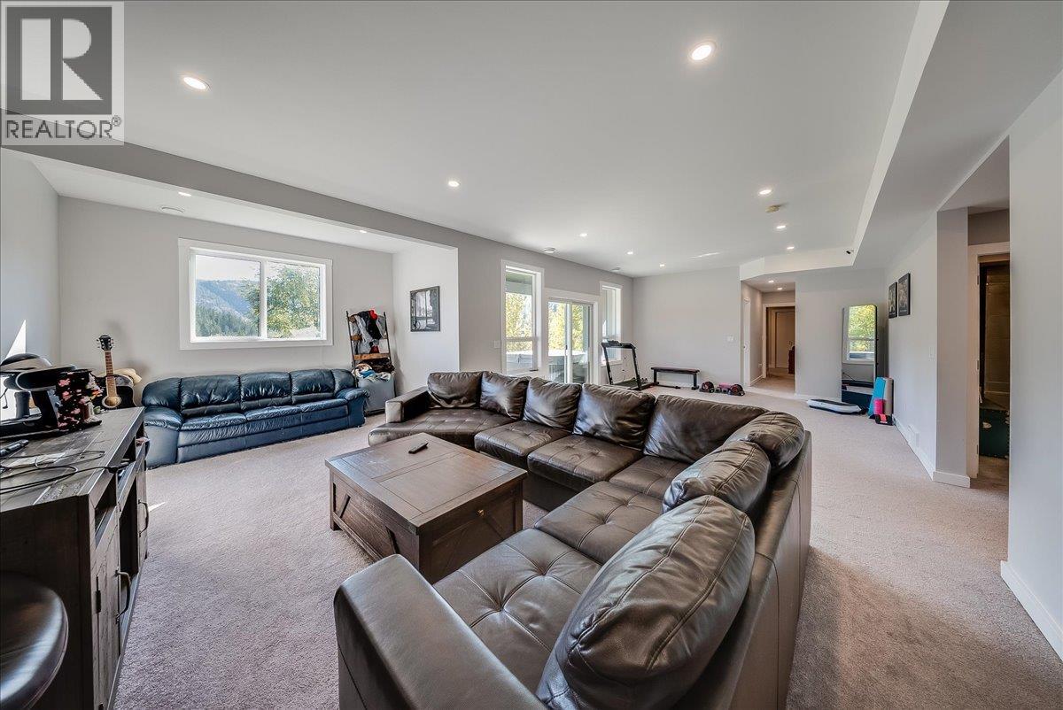 2440 McBride Street - 41