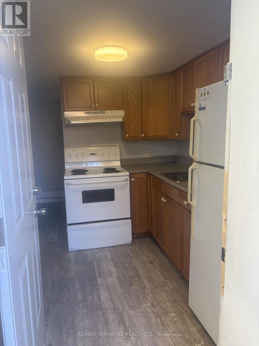 371 Miller photo 4