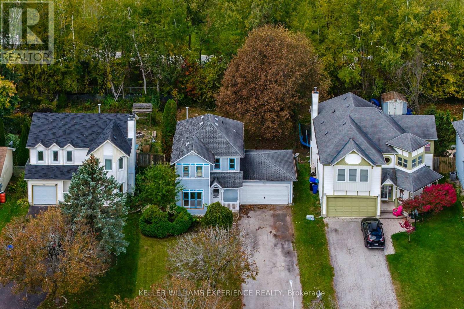 1920 APPLEWOOD AVENUE - 13